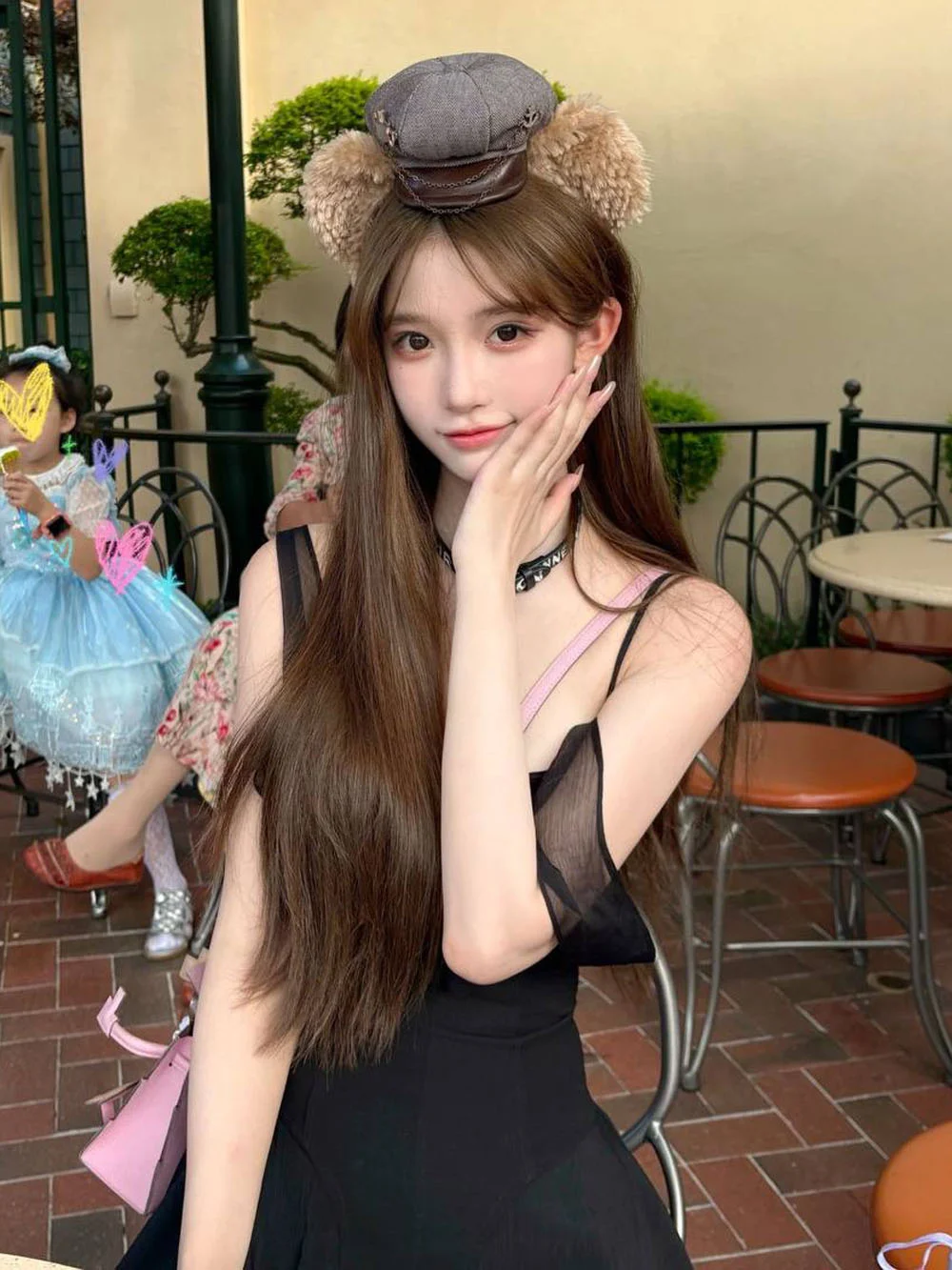 Clara - 高端模特模卡