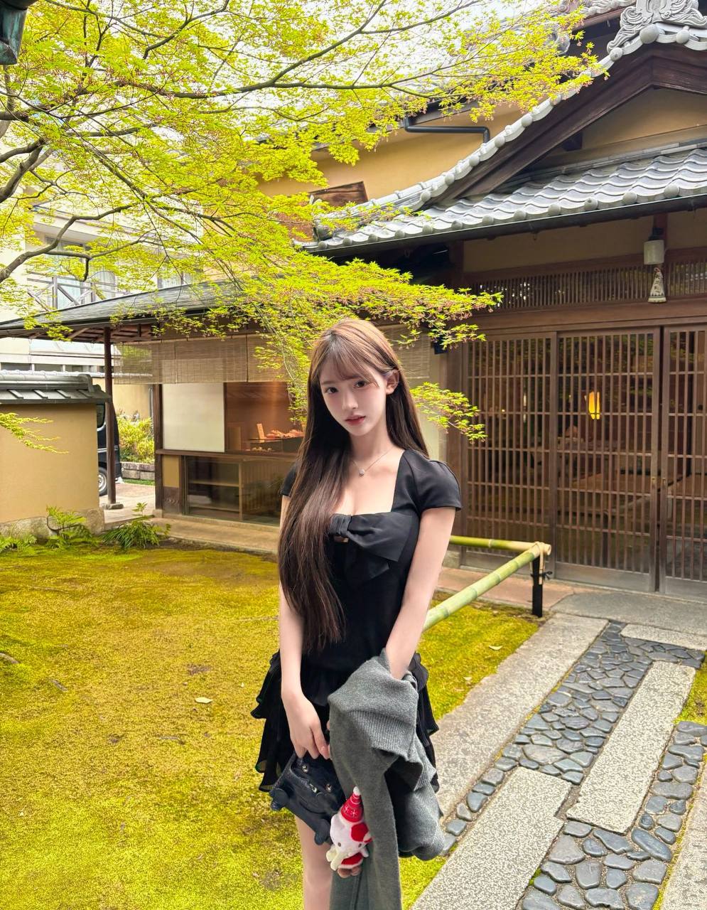 Clara 素颜 Polas 模卡 3