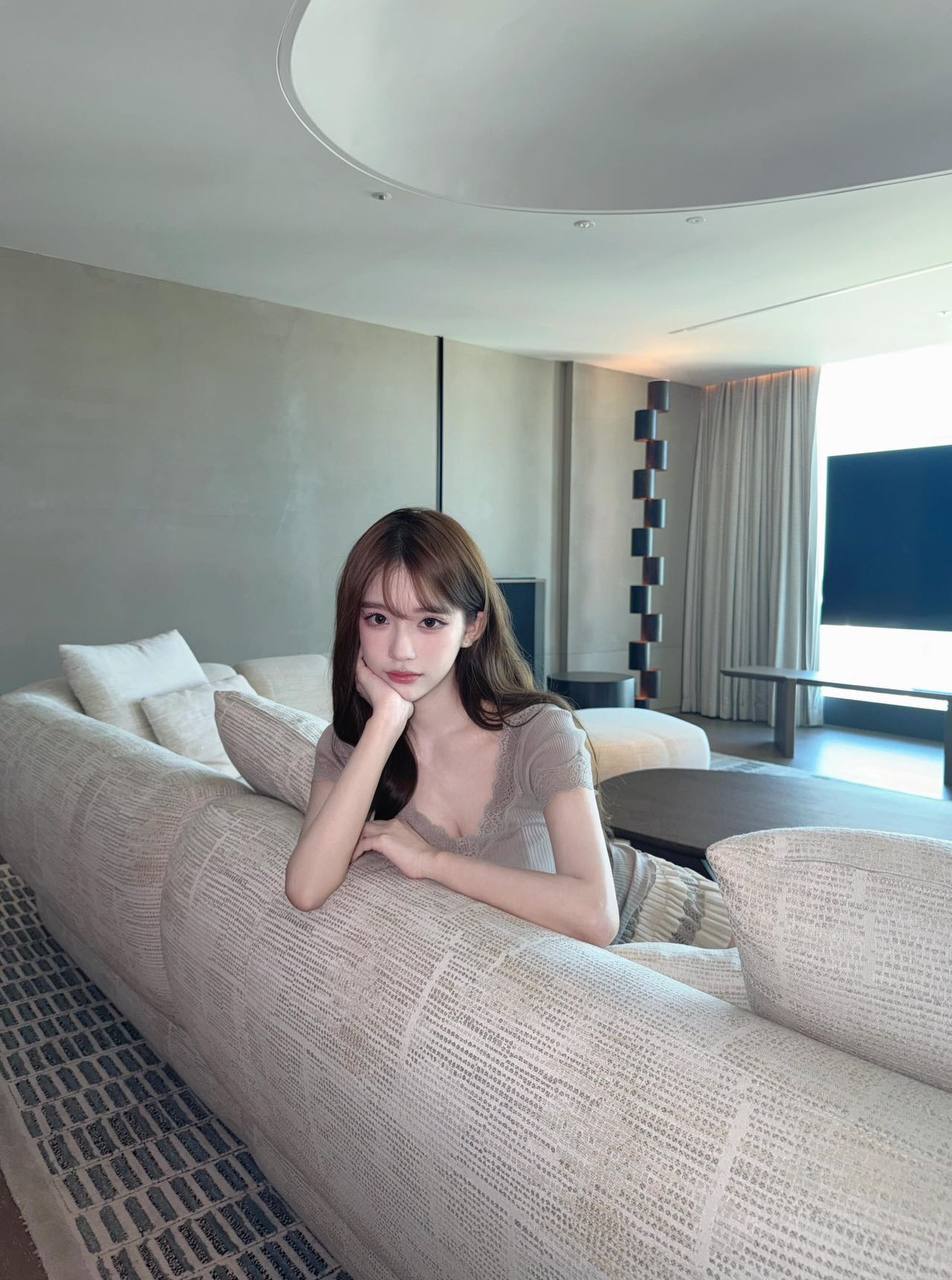 Clara 素颜 Polas 模卡 5